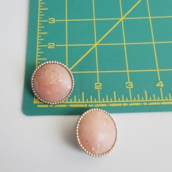 vintage Ellen Designs Silver Tone Pink Button Clip Earrings - Picture 7 of 7